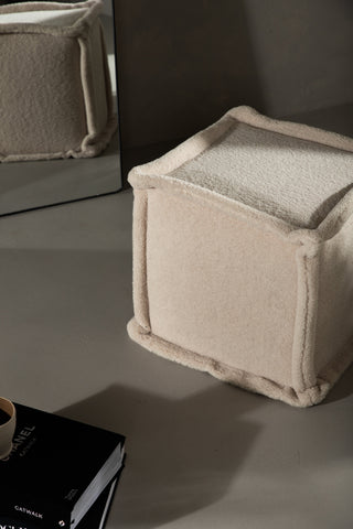 Venture Home Castine Ottoman/Puff - Vit / Fleece