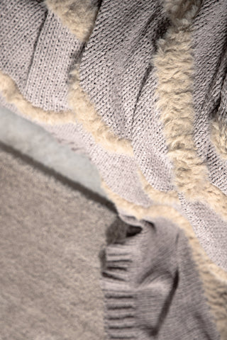 Venture Home Katleen Throw Polyester/chenille/fuktpäls - Grå / - 130*170