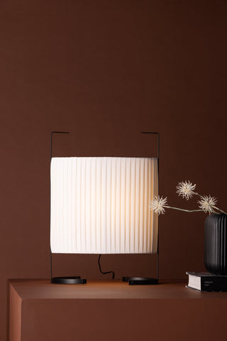 Venture Home Rennes - Liten golvlampa - Svart / Vit tyg