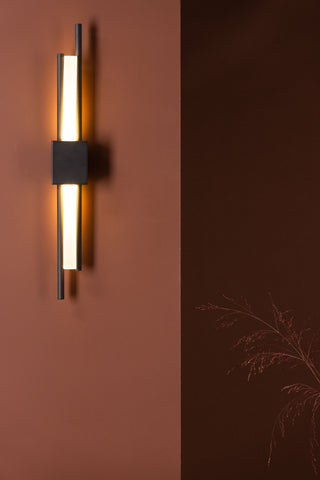 Venture Home Clermont Vägglampa - Svart / Vit akryl