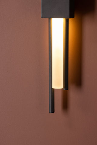 Venture Home Clermont Vägglampa - Svart / Vit akryl