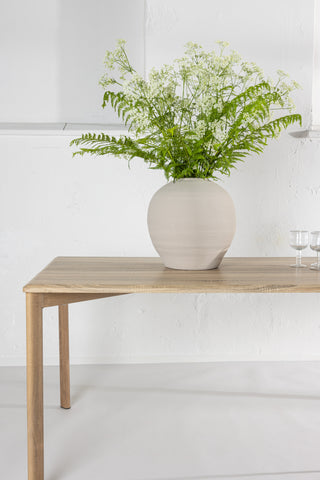 Venture Home Damon Matbord 200*75 - Whitewash / MDF med faner