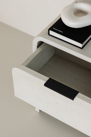 Venture Home Lyngdal Sidobord - Whitewash / MDF