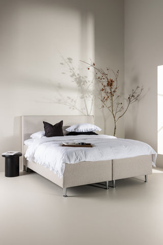 Venture Home Mesa Bed 180*200 - Matt Silver / Beige Tyg Lino 02