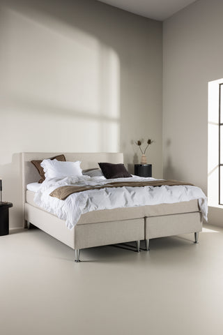 Venture Home Toledo Säng 180*200 - Matt Silver / Beige Tyg Lino 02
