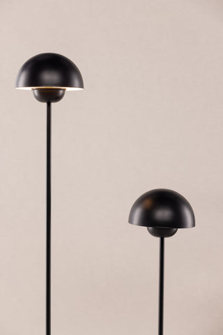 Vind Lyckorna Golvlampa - / Black Metal