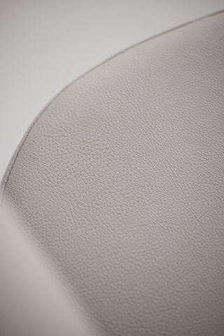 Vind Västerås x Josefin Lustig - Matstol 2-pack - Mattsvart / Offwhite PU