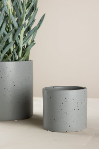 Venture Home Sane Pot - Mörkgrå/Svarta Prickar - 11*11*10cm