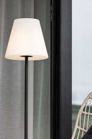 Venture Home Moris Golvlampa ø35*150cm - Svart/vit /