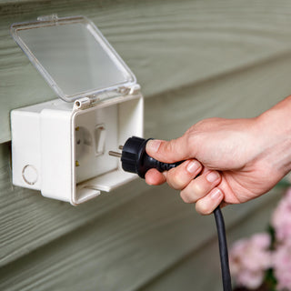Philips Hue Outdoor T-koppling + 2,5m kabel