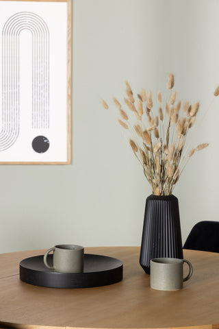Venture Home Yakidon Matbord - Gummiträ / Eklook MDF +Nattstol - Svart / Svart sammet _4
