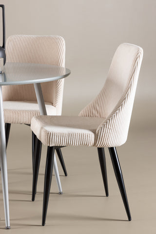 Venture Home Plaza matbord med Leone matstol