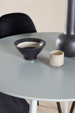 Venture Home Plaza matbord med Polar matstol