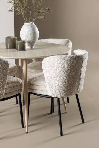 Venture Home Plaza matbord med Agnes matstol
