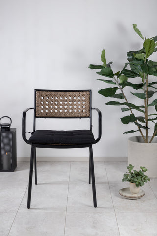 Paola Matstol 4-pack - Black Steel / Nature Wicker / Black Cushion
