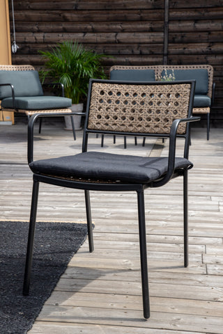 Paola Matstol 4-pack - Black Steel / Nature Wicker / Black Cushion