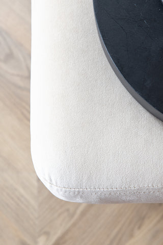 Boom Ottoman - Mässing / Beige sammet