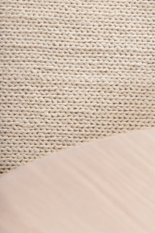 Marta Ullmatta - 250*350- Creme