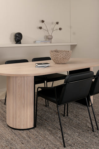 Venture Home Bianca Ovalt matbord - White Wash / Svart Faner+Tvist Stol - Svart / Svart PU_4
